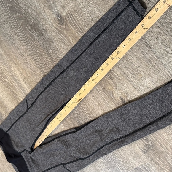 Lululemon Speed Tight V Heathered Black / Deep Coal - Picture 11 of 12